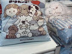 -梅龙镇广场