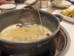 -汤宴·参须肚包鸡(南京路店)