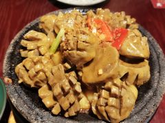 石锅手打牛肉丸-潮堂(环球金融中心店)