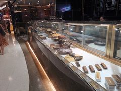 自助取餐区-Awfully Chocolate(来福士广场店)