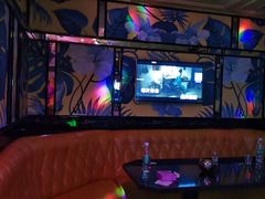 -欢乐迪KTV(南坪上海城店)