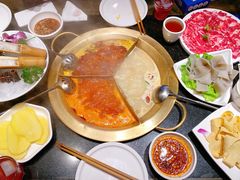 -周师兄大刀腰片火锅(洪崖洞旗舰店)