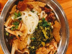 -炳记牛味粉店(四坊路店)