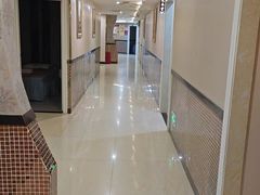 -荔湾足浴·按摩·SPA会所(龙华店)