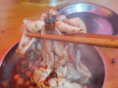 -鸿顺老铁锅美蛙鱼府(解放碑店)