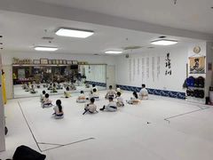 -极真空手道疾风道场(虹口凉城店)