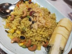 菠萝海鲜炒饭-囧人粗品·泰国街市料理(霖峰店)