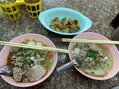 -榮泰米粉湯(Left Shop)