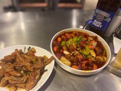 -龙巢盱眙龙虾·牛蛙·烧烤宵夜(八卦岭店)