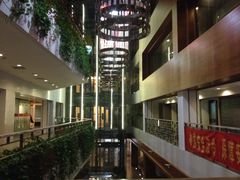 -护国新天地