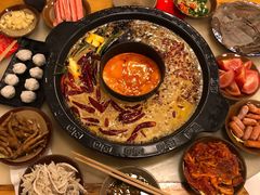 -黄潇洒老火锅(九眼桥宏济巷店)