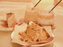 -C.Y Cafe