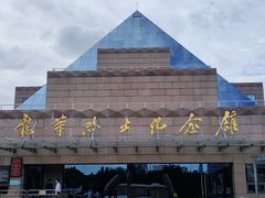 -上海市龙华烈士陵园