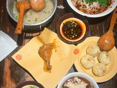手工包-周小波重庆小面·重庆名小吃(邹容路店)