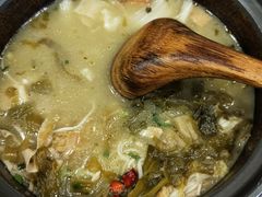 -周鱼小馆石锅酸菜鱼(活力汇店)