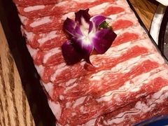 -三人行骨头王火锅(长寿店)