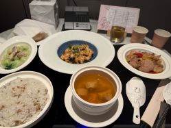 -英芬国际月子中心(岛屿度假月子·洲至奢选香岚店)