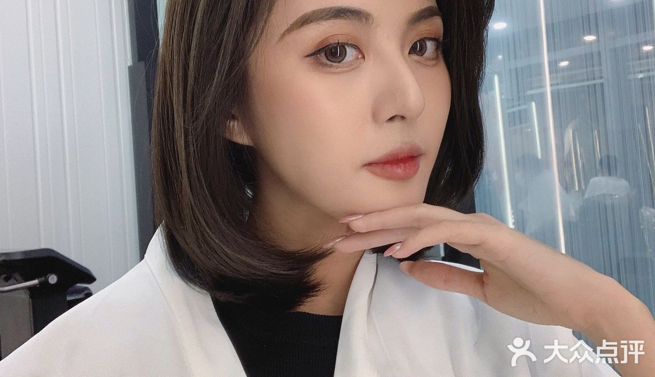 想必大家年底染的发色都差不多掉黄了