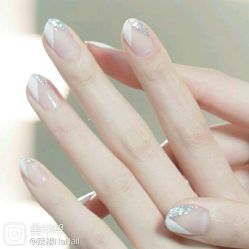 -孔雀手美甲美睫护理