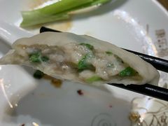 -方国老头包子·39年威海本地老字号•小船海鲜疙瘩汤