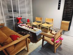 -目艮眼镜SHOWROOM(品牌集合店)