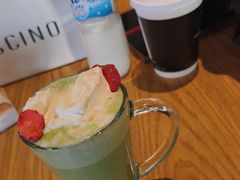 -星巴克臻选(上海合生汇1F店)