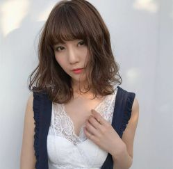 -变画·发型STUDIO