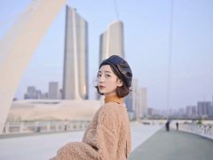 -南京眼步行桥