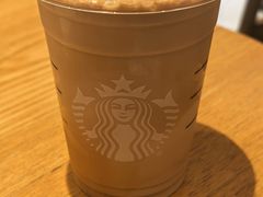 -星巴克臻选(上海中环广场2F店)