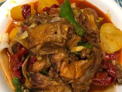 新疆大盘鸡-巴扎美食·新疆菜·西域歌舞表演餐厅(新疆大厦店)