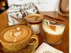-ZAZA.CAFE.BAR
