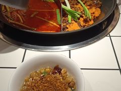 -热火朝天鲜切牛肉火锅(南强街巷店)