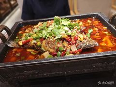 -万重锦·人文川菜馆(骡马市店)