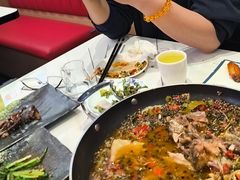 -钟记陕南菜·煎锅鱼(红专南路店)