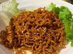 -鸡遇虾煲干锅火锅(小寨金莎店)