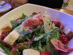 西班牙芝麻火腿沙拉-味德西餐音乐酒吧 Wade's Bar&Grill