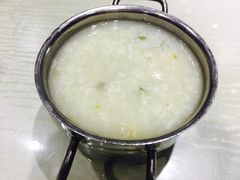 -圣河湾虾饺美食(站前店)