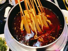 -路边边地标烧烤·川菜·小龙虾·音乐酒馆(良乡长虹店)