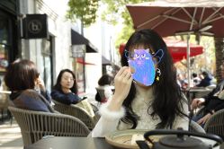 -镁连社·美联社