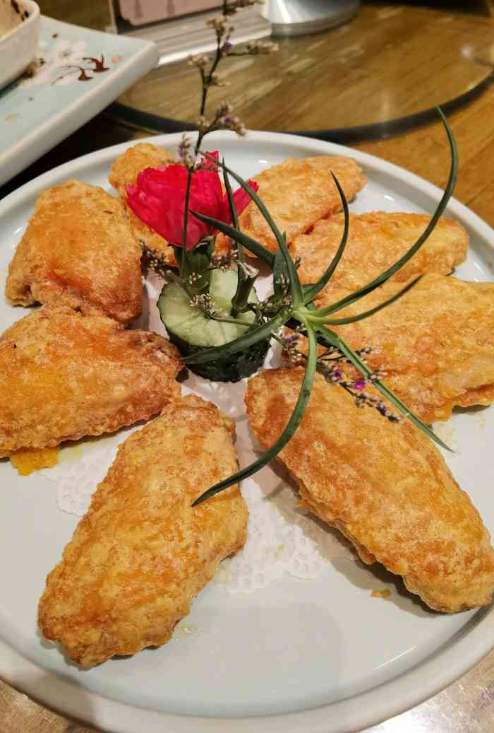 新白鹿餐厅(新塘店)-"烟花三月下杭州～五月去杭州玩耍时被朋友带.