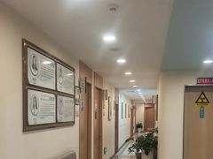 -上海仁爱医院口腔科 · 种植