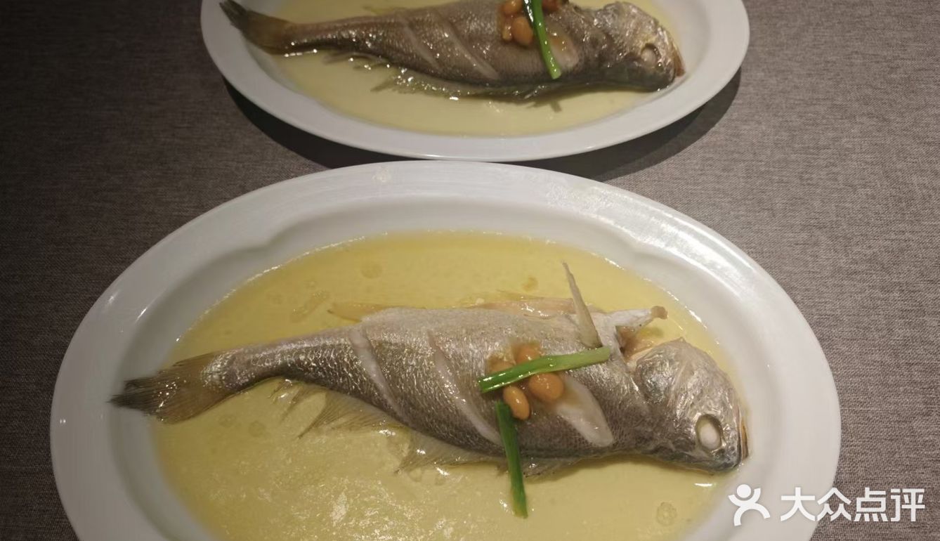 品鉴午间美味佳肴