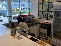-上海宝诚尊悦宝马4S店(静安店)