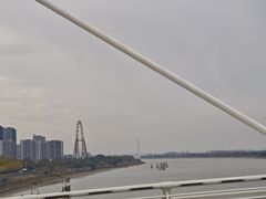 -南京眼步行桥