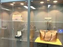-用真奢侈品名表名包回收中心(朝阳万达店)
