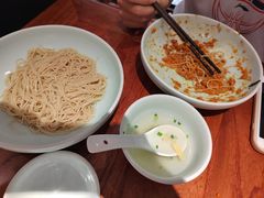 -裕兴记•蟹黄面馆(人民广场店)