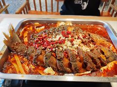 -老街烧烤大排档·地道湖北菜·龙虾馆(汉口火车站店)
