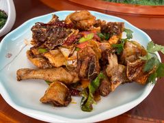 -伊源鼎盛餐饮服务有限公司