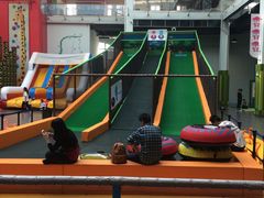 -蒙特利亲子乐园