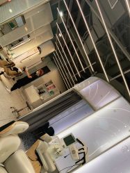 -PE SALON 